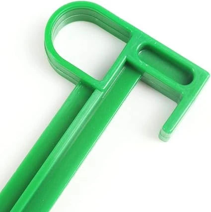 Extra Large Garden Pegs | 30 Pack Weed Membrane Stakes 14cm 3