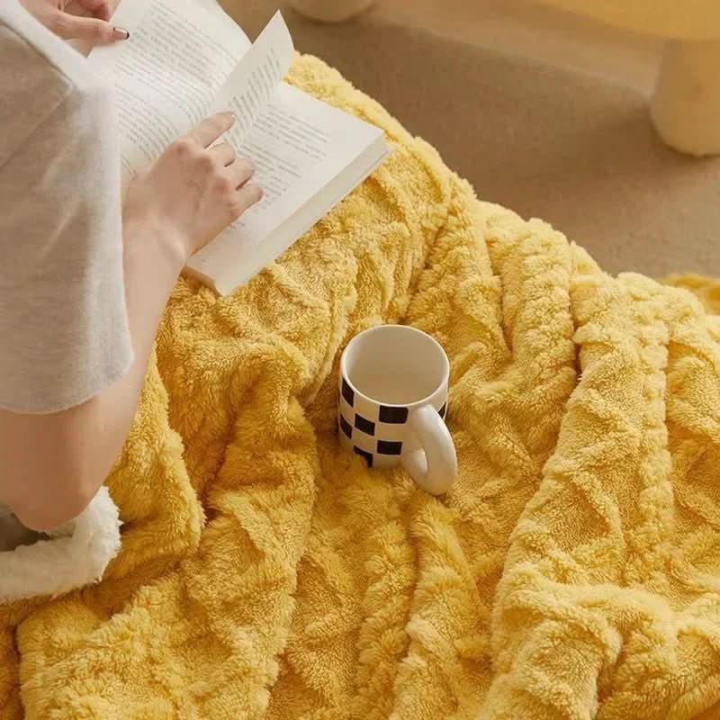LAMMARA | Lambswool Blanket Soft Warm Cozy 7