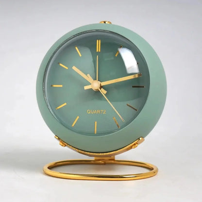 Round Quartz Alarm Clock Gold Stand Silent Mechanism 0